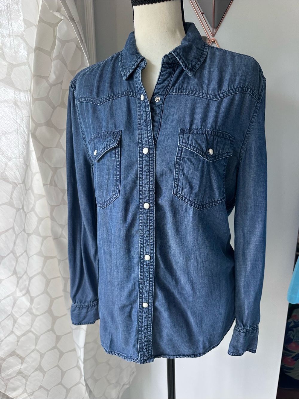 LOLA RIVER Women’s Classic Dark Denim Jean Button-Front Western Shirt Lyocell XS